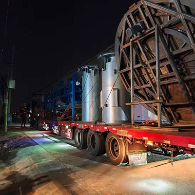 Entrega de equipamentos para máquinas e materiais de construção